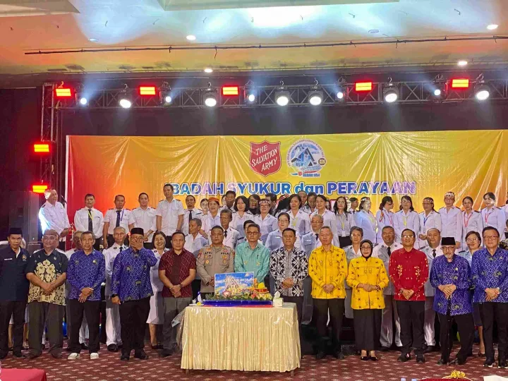 ACARA IBADAH SYUKUR DAN PERAYAAN 100 TAHUN GEREJA BALA KESELAMATAN