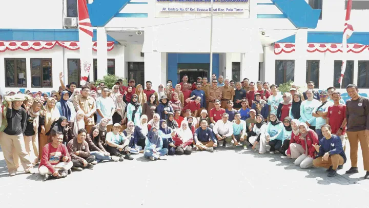 KEPALA DKP PROV. SULTENG MEMBUKA KEGIATAN LOMBA SEMARAK HUT RI KE 81 DI KANTOR DKP PROV. SULTENG